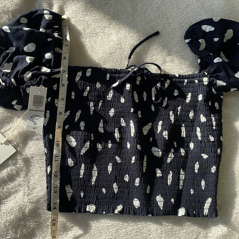 BNWT Wilfred New Smocked Blouse - Picture 12 of 12